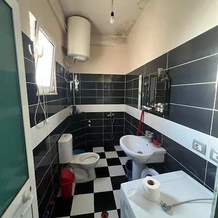 Apartment Garden Kamez